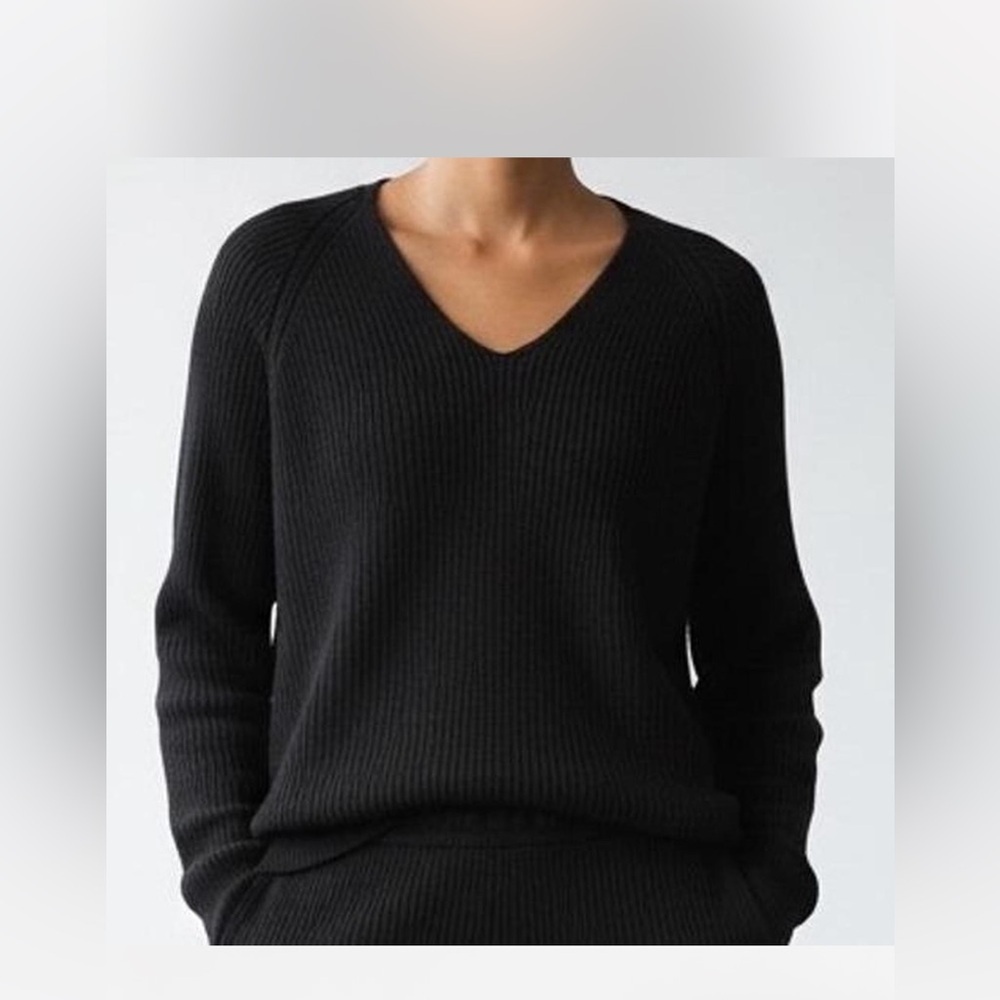 Athleta Wool Vneck Sweater Small